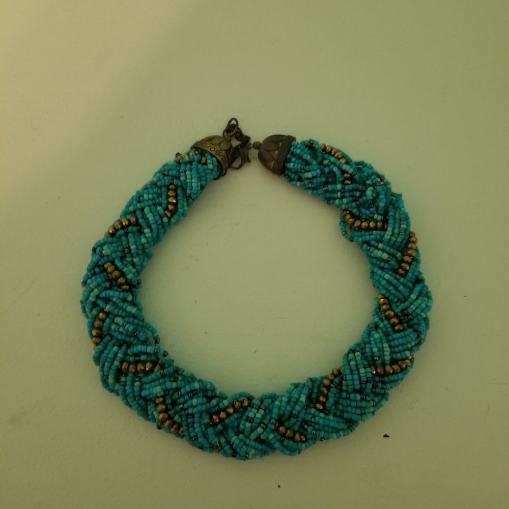 Ladies turquoise necklace